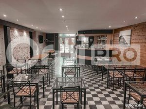 Bar/Brasserie/Tabac 400 m²