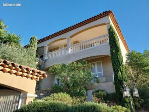 Villa 4 pièces 140 m²