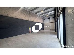 Local d'activité 107 m²