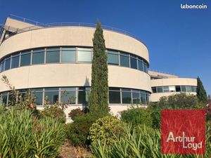 Bureaux 761 m²