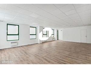Local bureaux 170 m²