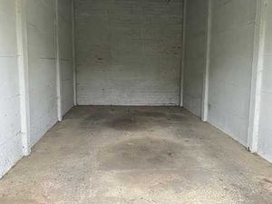 Box Fermé au centre de Braine l'Alleud