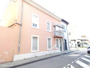 Propriété 10 pièces 240 m²