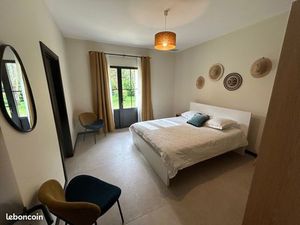 Maison 5 suites avec parc et piscine