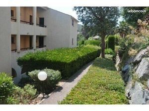 T2 avec cabine résidence vacances les issambres