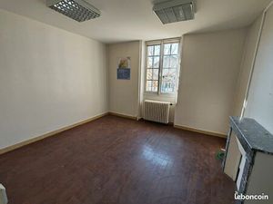 Local / bureau à louer