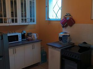 A vendre appartement dans maison