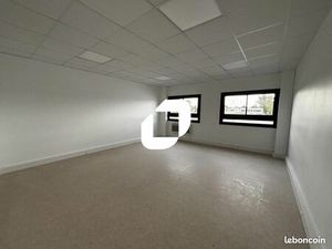 Bureaux 111 m²