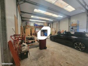 Local industriel 257 m²