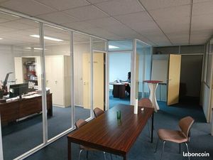 Entrepôt - bureaux/activité EVRY (Bois Sauvage)