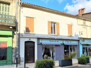 Immeuble 379 m² Riberac