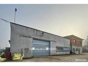 Local d'activité 1 160 m²