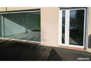 Local commercial centre ville