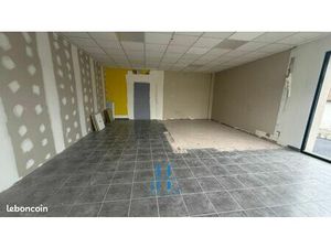 Local commercial 50 m²