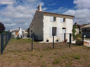 Ensemble habitation et grand terrain constructible