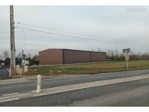 Local d activité à louer commune Bourgtherould