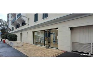 Local commercial 100 M2 centre ville