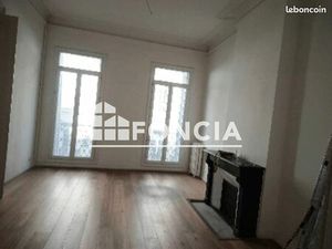 Local commercial 249 m²