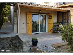 Studio duplex équipé avec terrasse