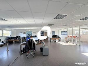 Bureau 462 m²