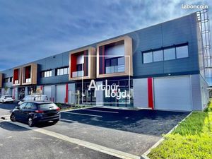 Local industriel 378 m²