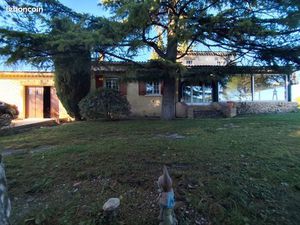 Villa en colline sur 1015 m2 de terrain