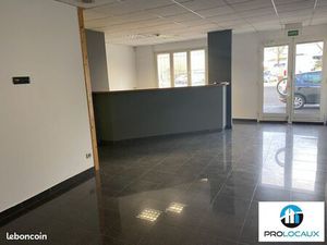 Local bureaux 343 m²