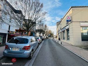 Boutique 50 m² PALAISEAU