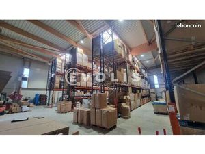 Local d'activité 1 032 m²