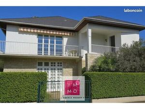 Villa 7 pièces 169 m²