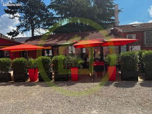 Hôtel  restaurant 700 m² PONT DE CHERUY