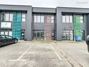 À louer - Local commercial proche A13