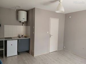 Studio 16m² Kerinou proche facs