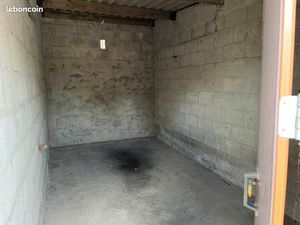 Parking/box 6 pièces 9 m²