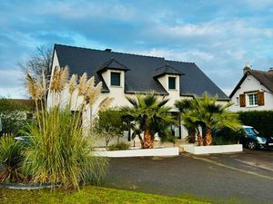 Maison récente 5 chambres – 133 m² habitables – Terrain 864 m² – Acquigny (27400)