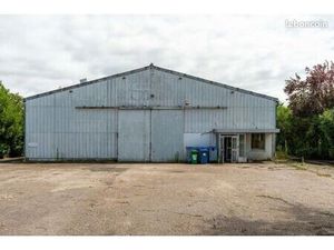 Immeuble 2 747 m² Le Perray En Yvelines