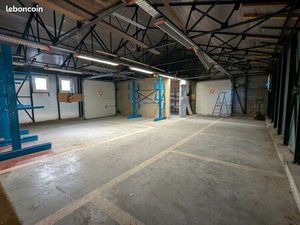 Local bureaux 400 m²