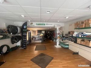 À vendre murs commerciaux