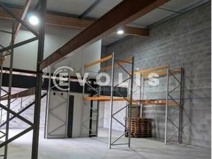 Local d'activité 154 m²