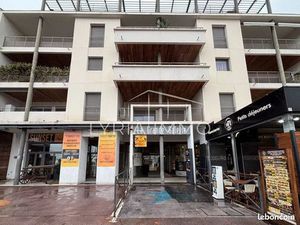 Local commercial 45 m² Fréjus