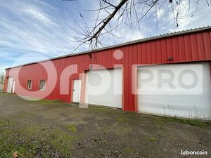 Local d'activité 200 m²