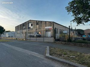 A louer local commercial