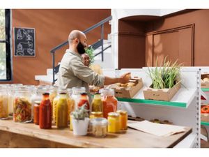 CHALLANS : Fonds de commerce ALIMENTAIRE : volumes  équipe en place et chiffre d’affaires 