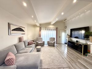 Maison de 2013 avec jardin  garage proche métro 5