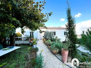 SUD ROYAN - MESCHERS SUR GIRONDE - MAISON SUR SOUS SOL - 5 P