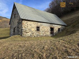 Grange 2 pièces 85 m²