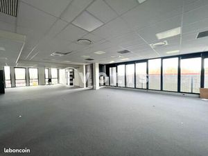 Bureaux 314 m²