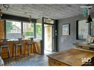 Boutique 100 m² JUZIERS