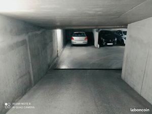 Vente place de stationnement dans garage souterrain Villeurbanne Roger Salengro/ La doua -