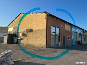 Local commercial 64m2 Isle sur la Sorgue